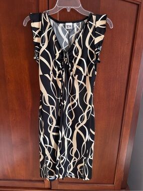 579 Black and Cream Swirl-Print Midi Dress